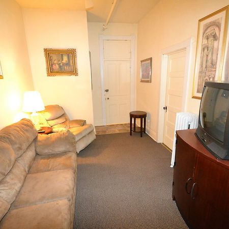 Perfect Stay Inn & Suites Blair Exterior foto