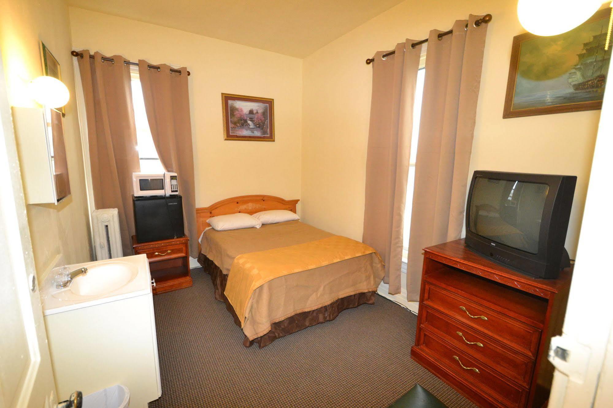 Perfect Stay Inn & Suites Blair Exterior foto